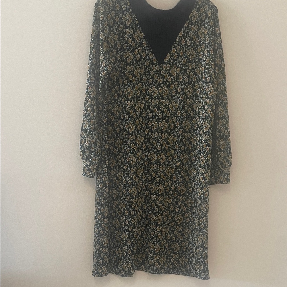 Zara Black and Cream Floral Long Sleeve Dress